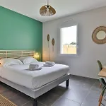 Serpentine, A 5mn Des Plages Nyaraló *